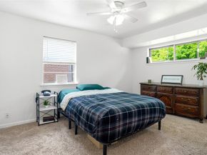 889  Jerry Lane , Bedford Texas 76022