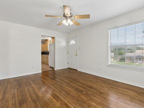 1516  Baxley Street , Carrollton Texas 75006