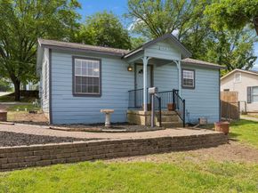 1516  Baxley Street , Carrollton Texas 75006