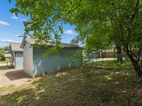 1516  Baxley Street , Carrollton Texas 75006