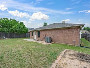 1123  Greenview Lane , Kennedale Texas 76060