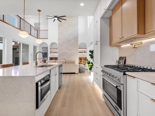 1507  Dennison Street , Dallas Texas 75212