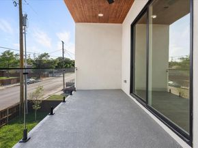 1507  Dennison Street , Dallas Texas 75212