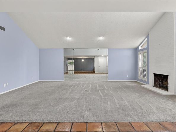 4083  Hidden View Circle , Fort Worth Texas 76109