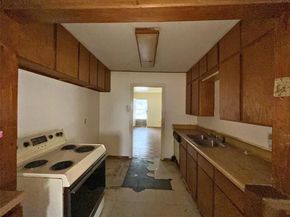 4232  5th Avenue , Fort Worth Texas 76115