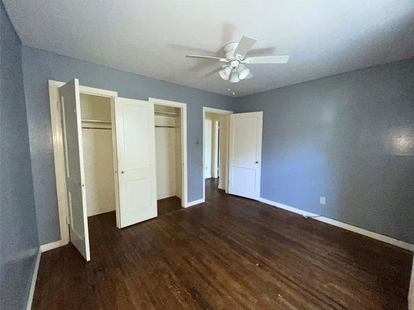4232  5th Avenue , Fort Worth Texas 76115