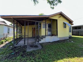 4232  5th Avenue , Fort Worth Texas 76115