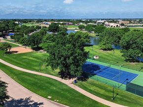 9506  Garrett Drive , Rowlett Texas 75089
