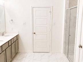 2825  Stanley Avenue , Fort Worth Texas 76110
