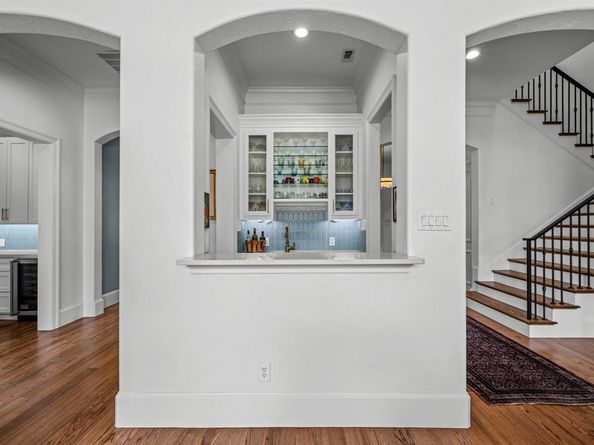 6130  Lavendale Avenue , Dallas Texas 75230