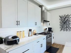 13001  Hutton Drive  12, Farmers Branch Texas 75234