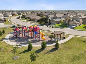 816  Skytop Drive , Fort Worth Texas 76052