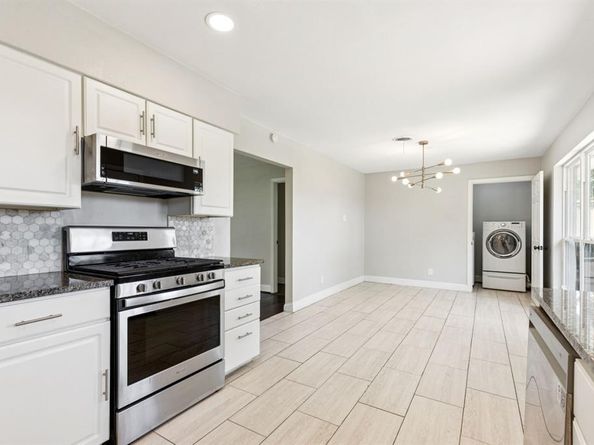519  Royal Crest Drive , Richardson Texas 75081