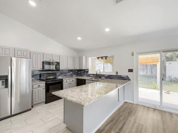 4205  Staghorn Circle S, Fort Worth Texas 76137