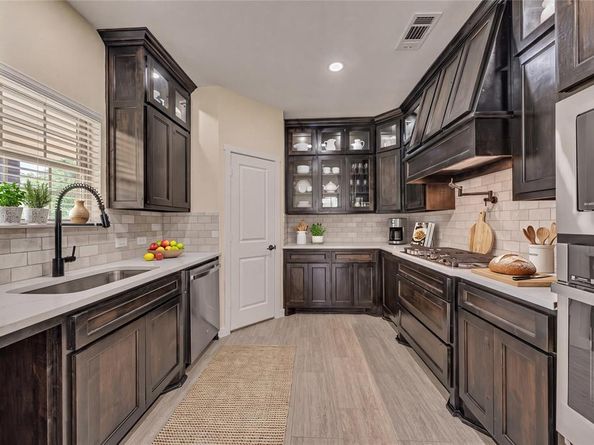 2416  Bird Street , Fort Worth Texas 76111