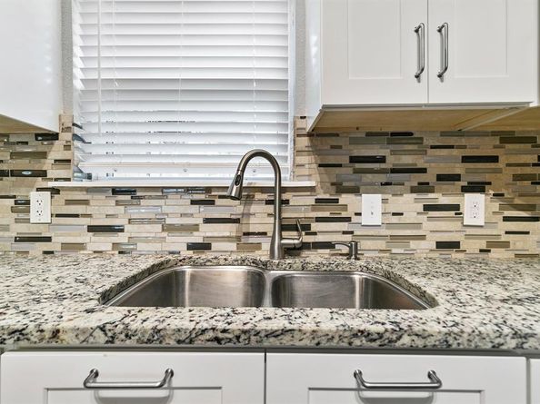 909 N Dove Road , Grapevine Texas 76051