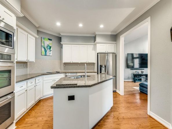 2117  TEXAS ASH Drive , Irving Texas 75063