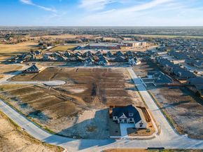 973  Reeves Drive , DeSoto Texas 75115