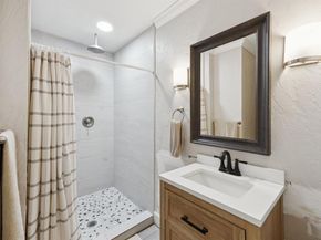 4106  Mehalia Drive , Dallas Texas 75241