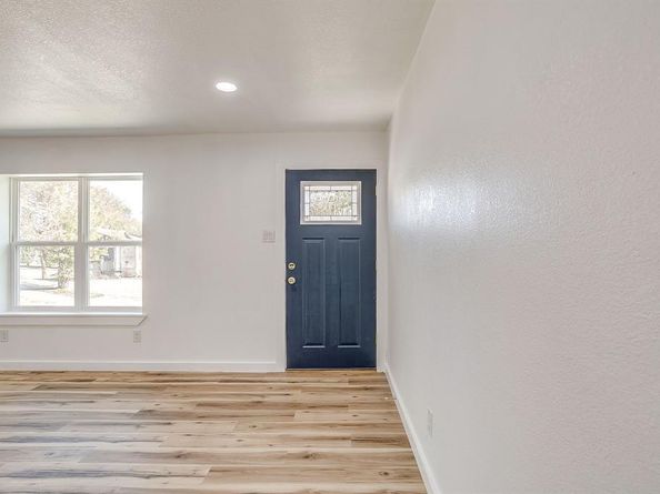 521  Mesquite Avenue , Crowley Texas 76036