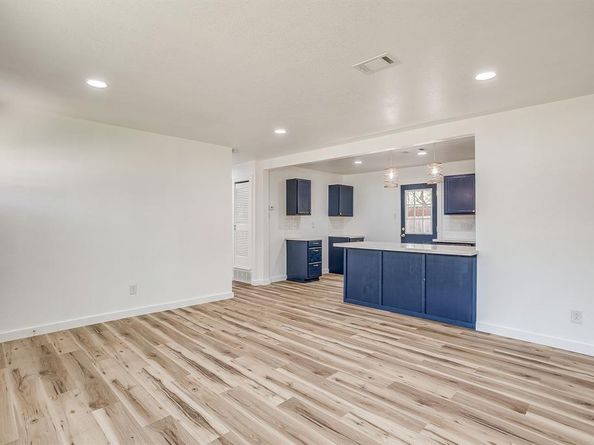 521  Mesquite Avenue , Crowley Texas 76036