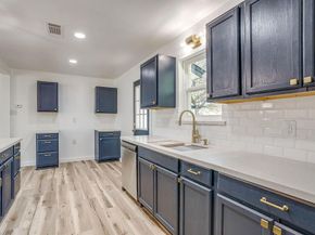 521  Mesquite Avenue , Crowley Texas 76036