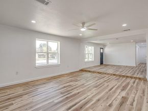 521  Mesquite Avenue , Crowley Texas 76036