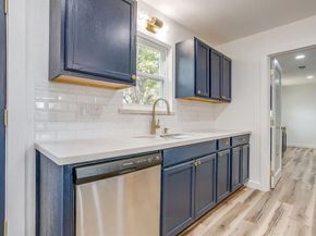 521  Mesquite Avenue , Crowley Texas 76036