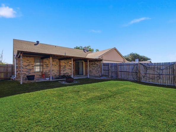5612  Turner Street , The Colony Texas 75056