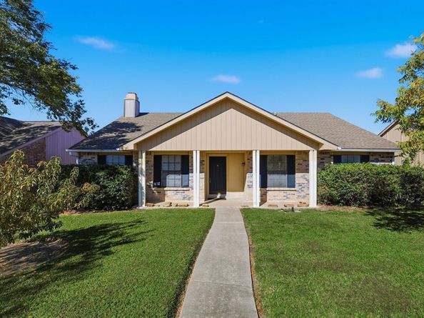 5612  Turner Street , The Colony Texas 75056