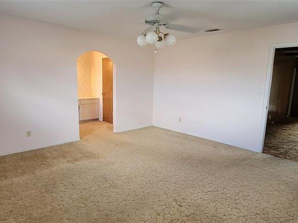 7813  Pebbleford Road , Fort Worth Texas 76134