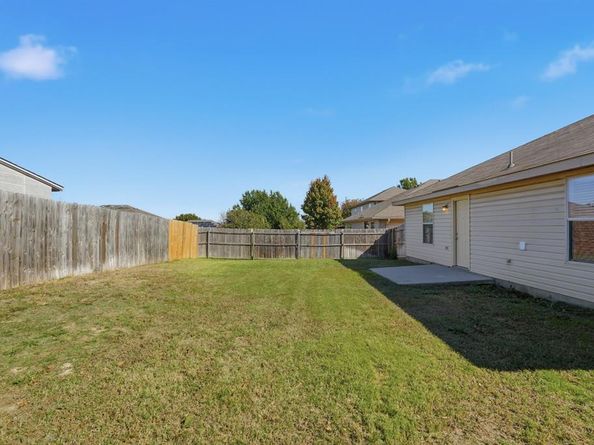 812  Poncho Lane , Fort Worth Texas 76052