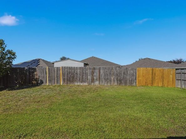 812  Poncho Lane , Fort Worth Texas 76052