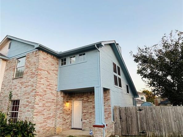 1010  Cheddar Court , Arlington Texas 76017