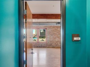 2502  Live Oak Street  338, Dallas Texas 75204