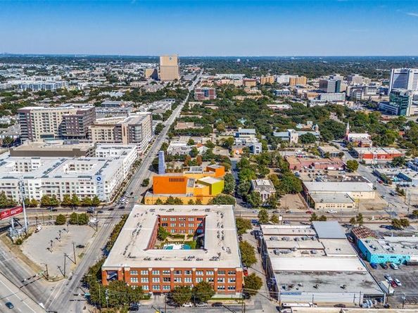 2502  Live Oak Street  338, Dallas Texas 75204