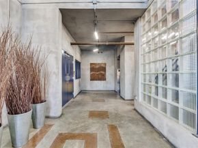 2502  Live Oak Street  338, Dallas Texas 75204