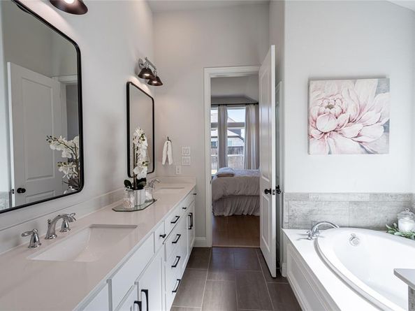 7020  Elk Springs Drive , Argyle Texas 76226