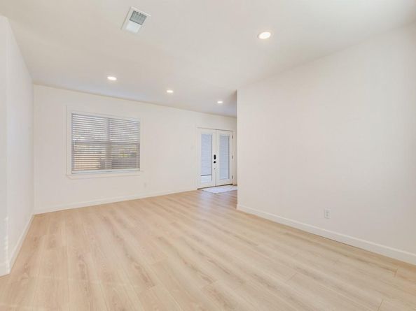 700  Isbell Road , Fort Worth Texas 76114