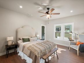 218 N Willomet Avenue , Dallas Texas 75208