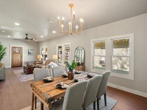 218 N Willomet Avenue , Dallas Texas 75208