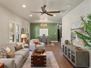 218 N Willomet Avenue , Dallas Texas 75208