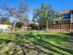 218 N Willomet Avenue , Dallas Texas 75208