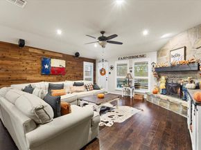 1395  Waters Edge Drive , Rockwall Texas 75087