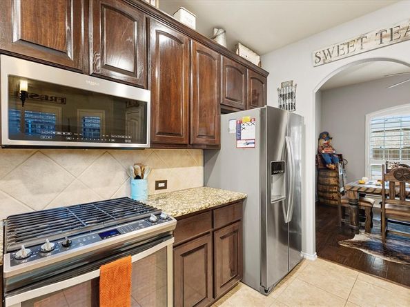 1395  Waters Edge Drive , Rockwall Texas 75087