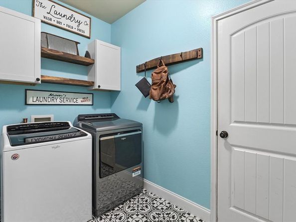 1395  Waters Edge Drive , Rockwall Texas 75087