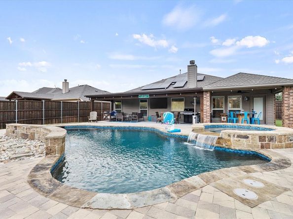 1395  Waters Edge Drive , Rockwall Texas 75087
