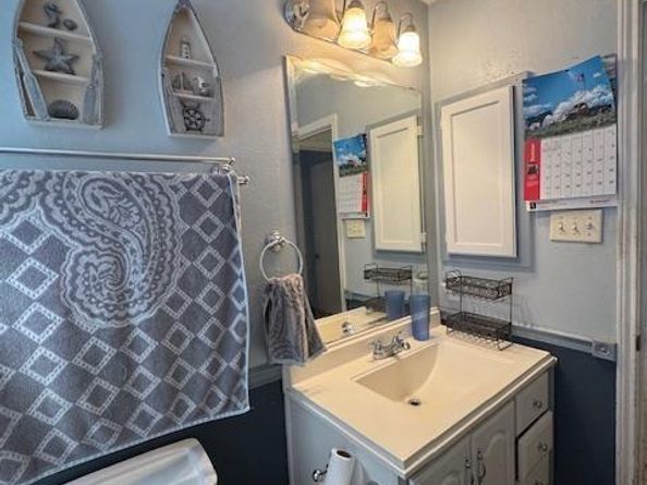 115  Valley Spring Drive , Arlington Texas 76018