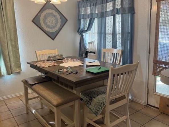 115  Valley Spring Drive , Arlington Texas 76018