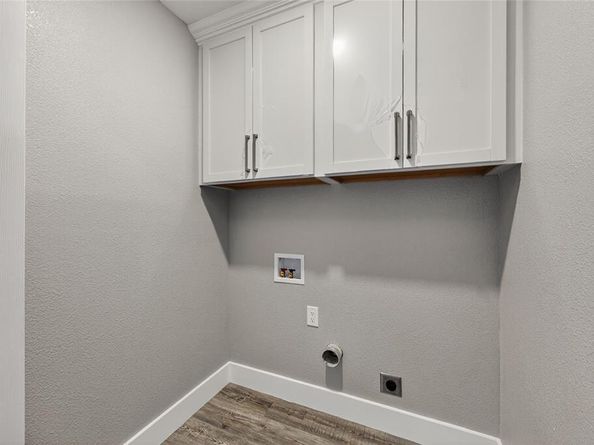 5511  Glen Forest Lane , Dallas Texas 75241